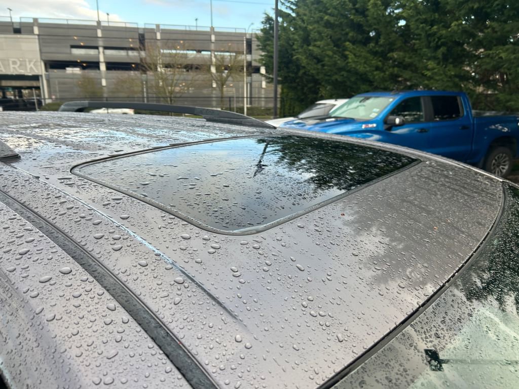 Used 2019 Toyota Sienna XLE FWD image 28