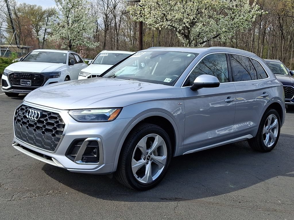 Used 2023 Audi Q5 2.0T Premium Plus w/ Premium Plus Package AWD/4WD image 10