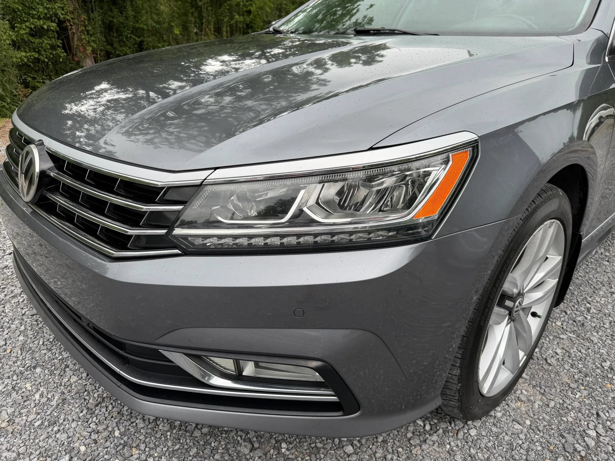 Used 2016 Volkswagen Passat 3.6 SEL Premium FWD image 11