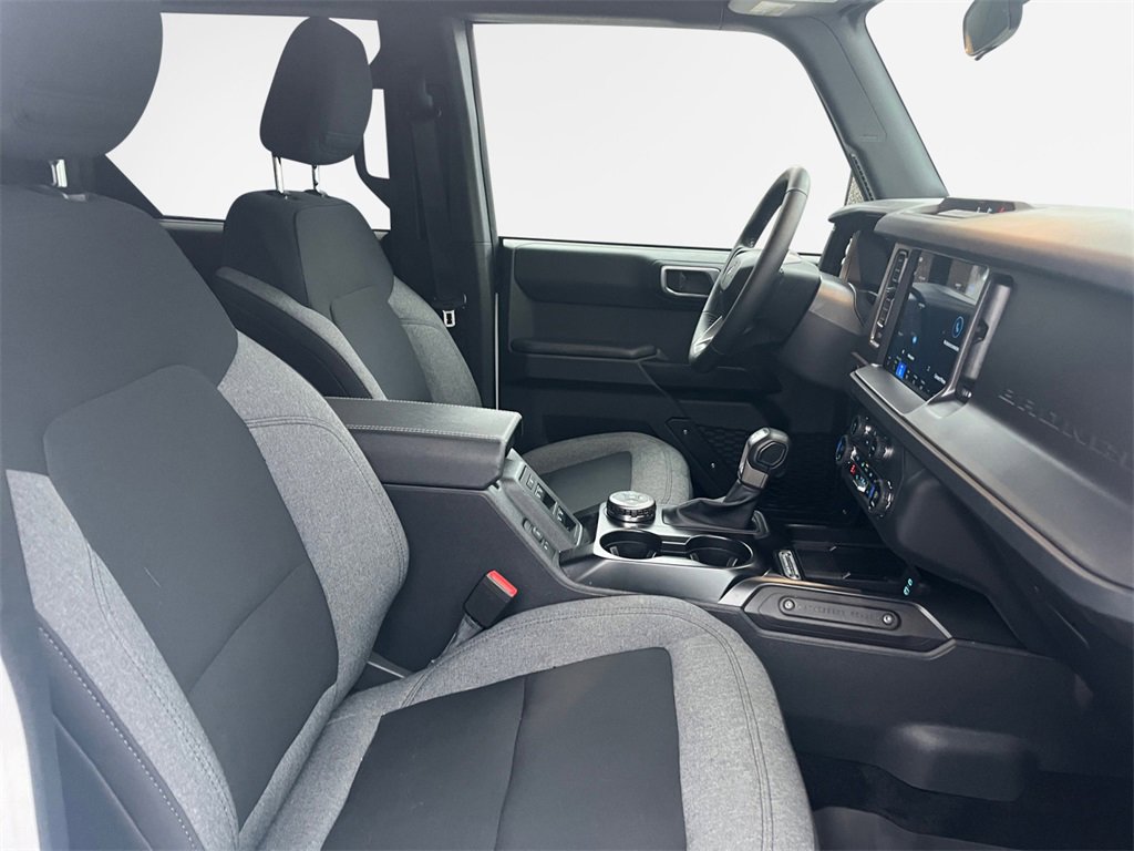 Used 2025 Ford Bronco Big Bend image 25