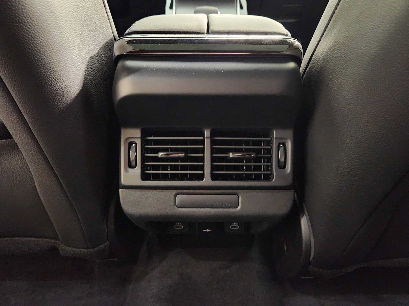 New 2026 Land Rover Range Rover Evoque S AWD/4WD image 29