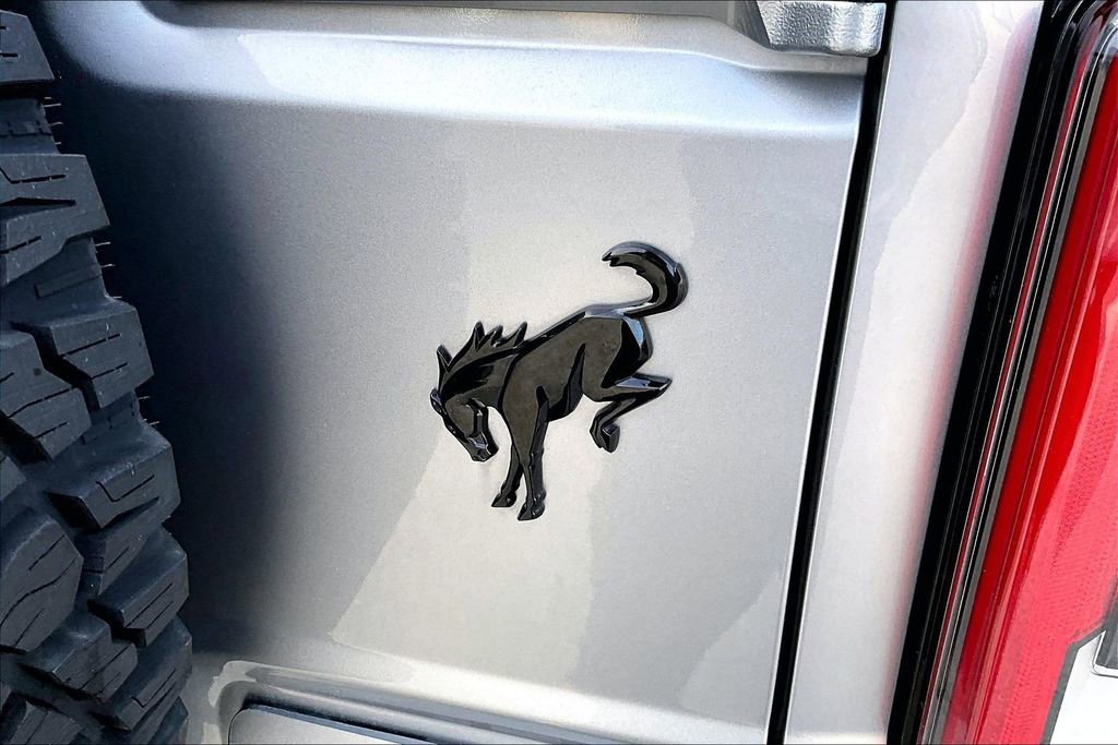 Certified 2024 Ford Bronco Wildtrak AWD/4WD image 8