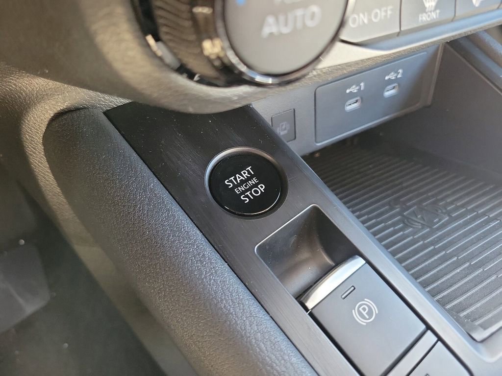 New 2026 Nissan Kicks SV w/ SV Premium Package FWD image 21