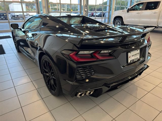 Used 2025 Chevrolet Corvette Stingray Convertible w/ Z51 Performance Package RWD image 43