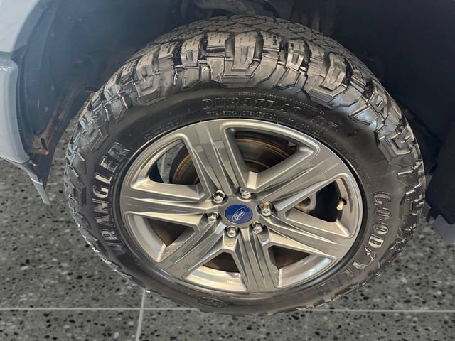 Used 2020 Ford F150 XLT w/ Equipment Group 302A Luxury AWD/4WD image 24