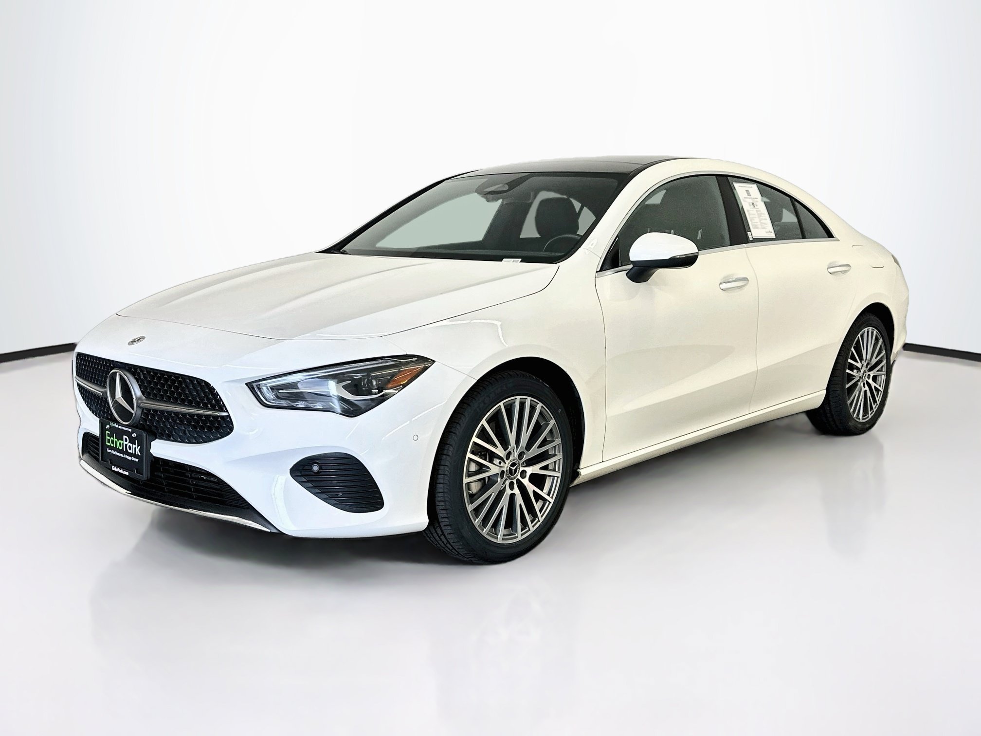 Used 2025 Mercedes-Benz CLA 250 4MATIC image 3