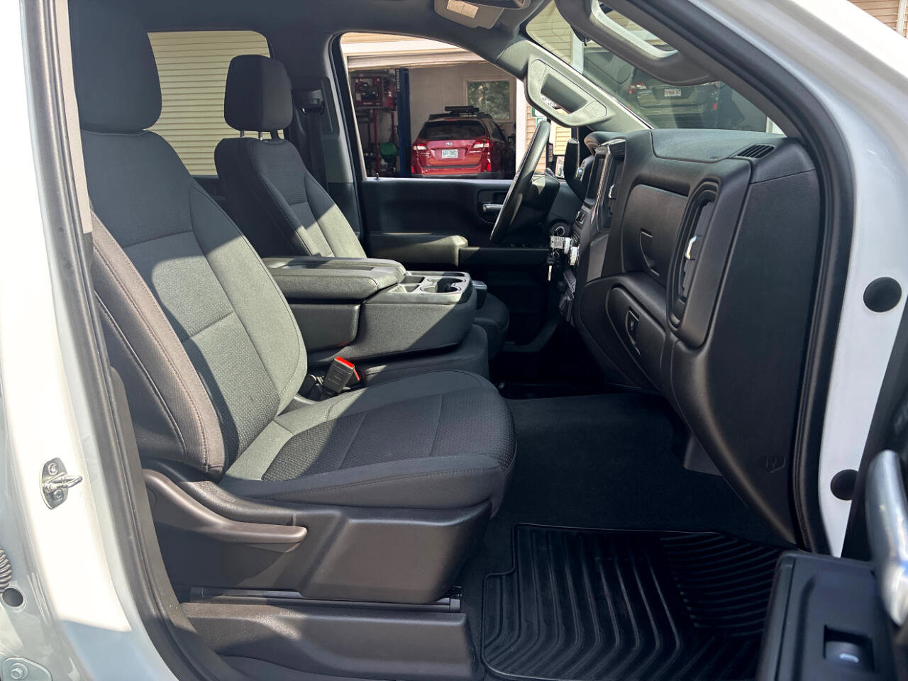 Used 2023 GMC Sierra 3500 Pro w/ Convenience Package image 15