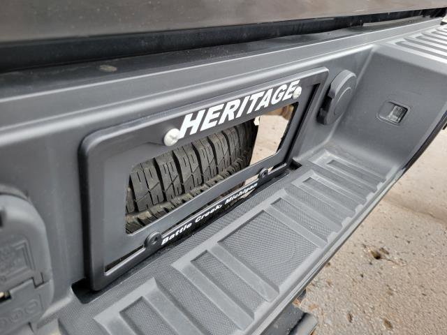 Used 2017 Chevrolet Silverado 1500 LTZ Z71 w/ LPO, Street Package AWD/4WD image 26