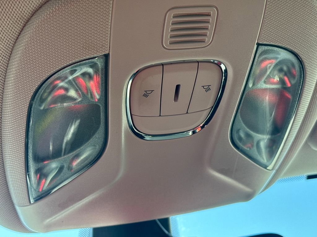 Used 2019 Jeep Compass Trailhawk AWD/4WD image 28