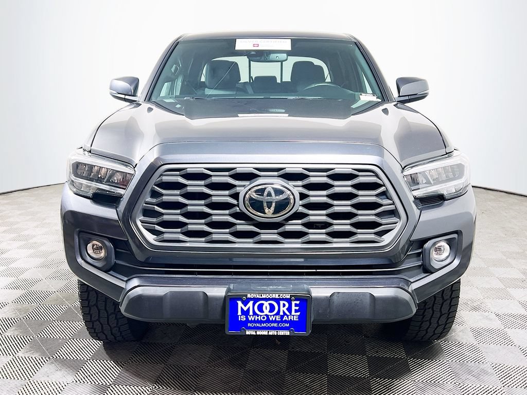 Certified 2020 Toyota Tacoma TRD Off-Road w/ Technology Package AWD/4WD image 2