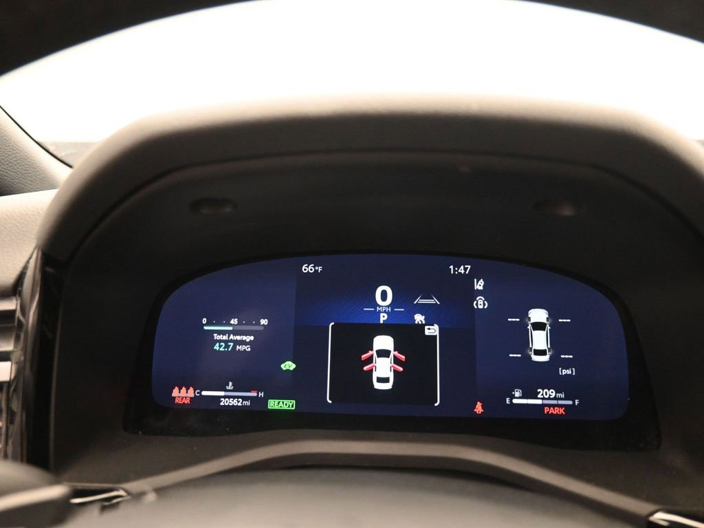 Used 2025 Toyota Camry XSE image 19