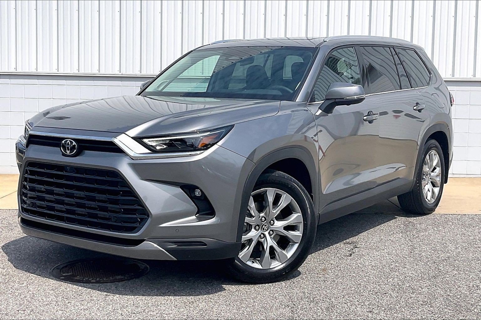 New 2026 Toyota Grand Highlander AWD image 2