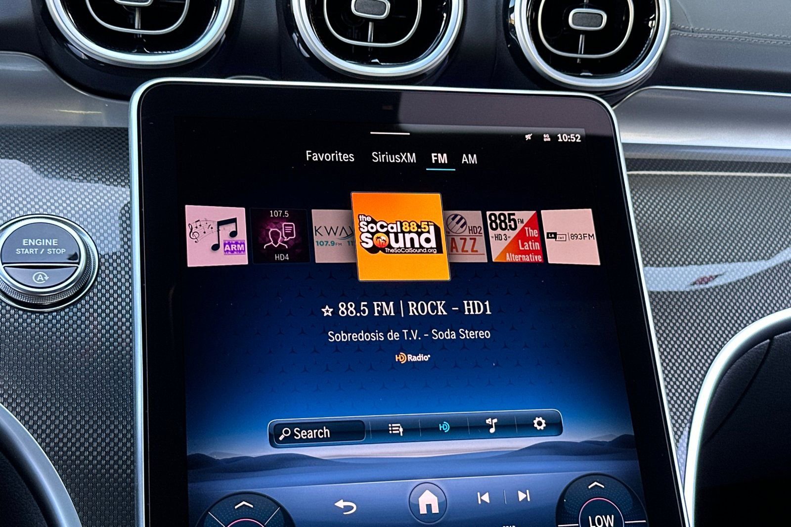 New 2025 Mercedes-Benz C 300 4MATIC Sedan image 33