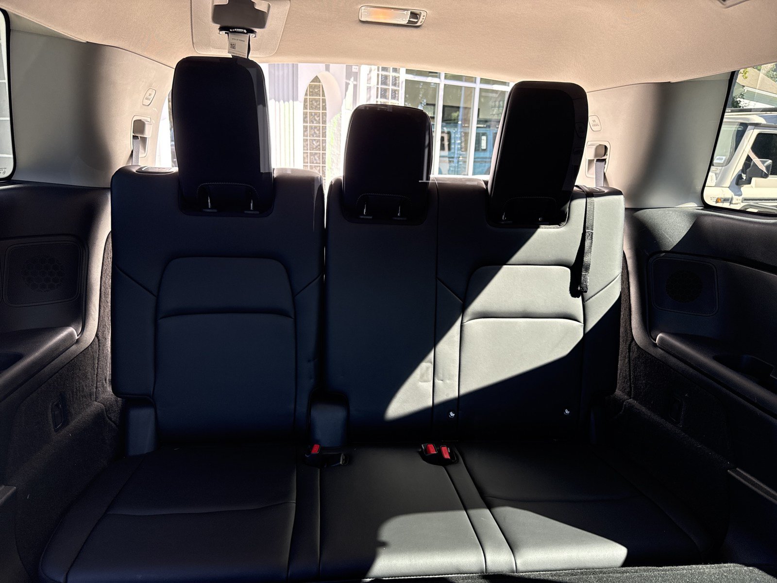 Used 2025 Nissan Pathfinder Platinum w/ Cargo Package AWD/4WD image 46