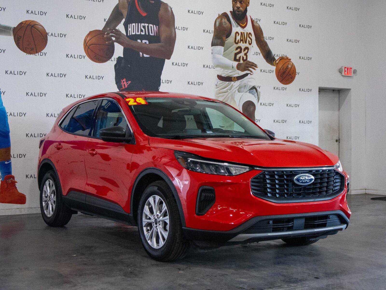 Used 2024 Ford Escape Active FWD image 18