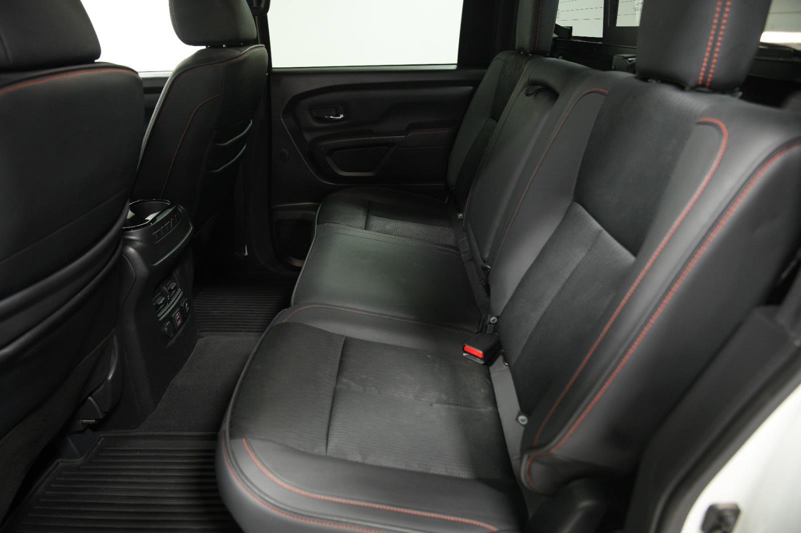 Used 2020 Nissan Titan PRO-4X w/ Pro-4x Utility Package image 21