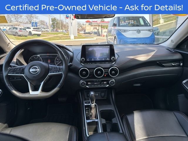 Used 2025 Nissan Sentra SR w/ SR Premium Package image 9