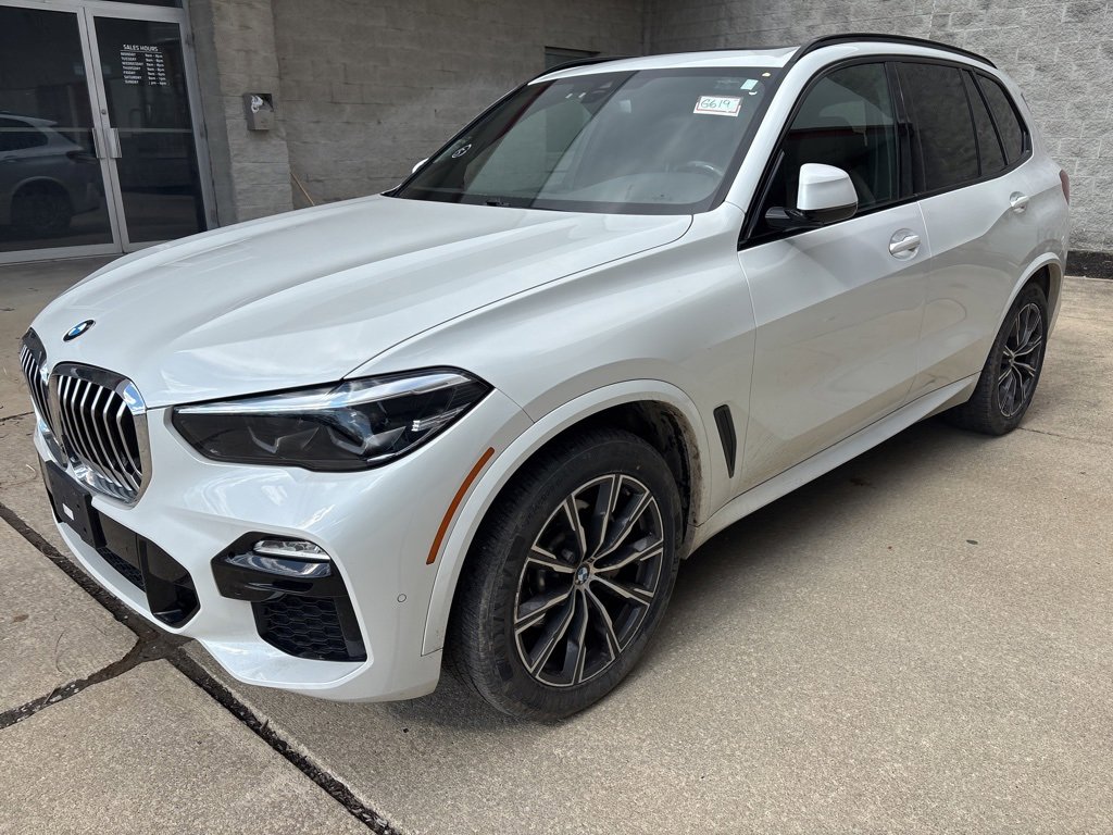 Used 2021 BMW X5 xDrive40i w/ M Sport Package