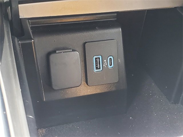 Used 2023 Ford Explorer XLT w/ Equipment Group 202A image 22