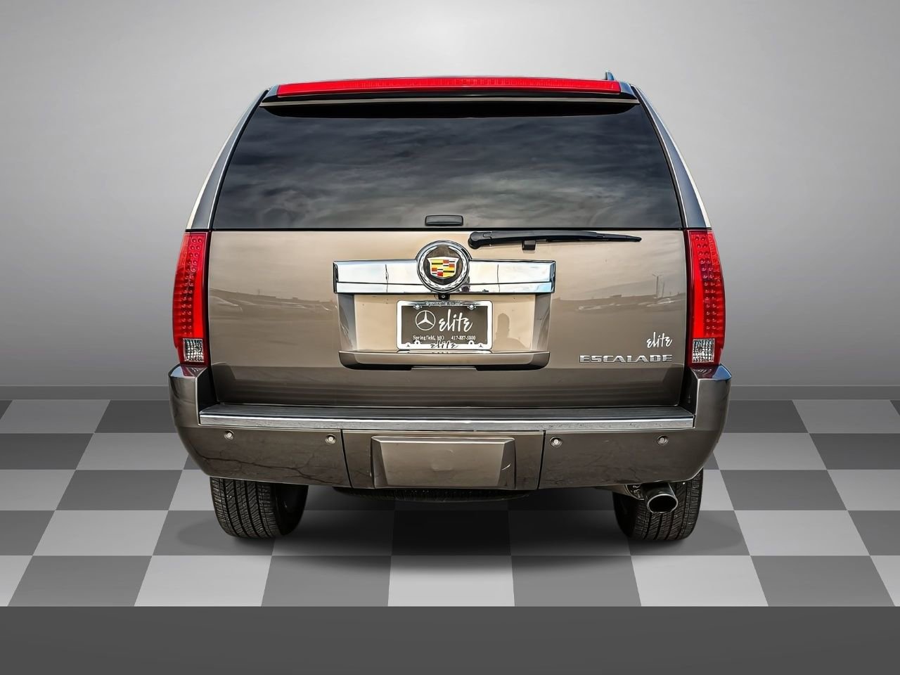 Used 2014 Cadillac Escalade Luxury AWD/4WD image 5