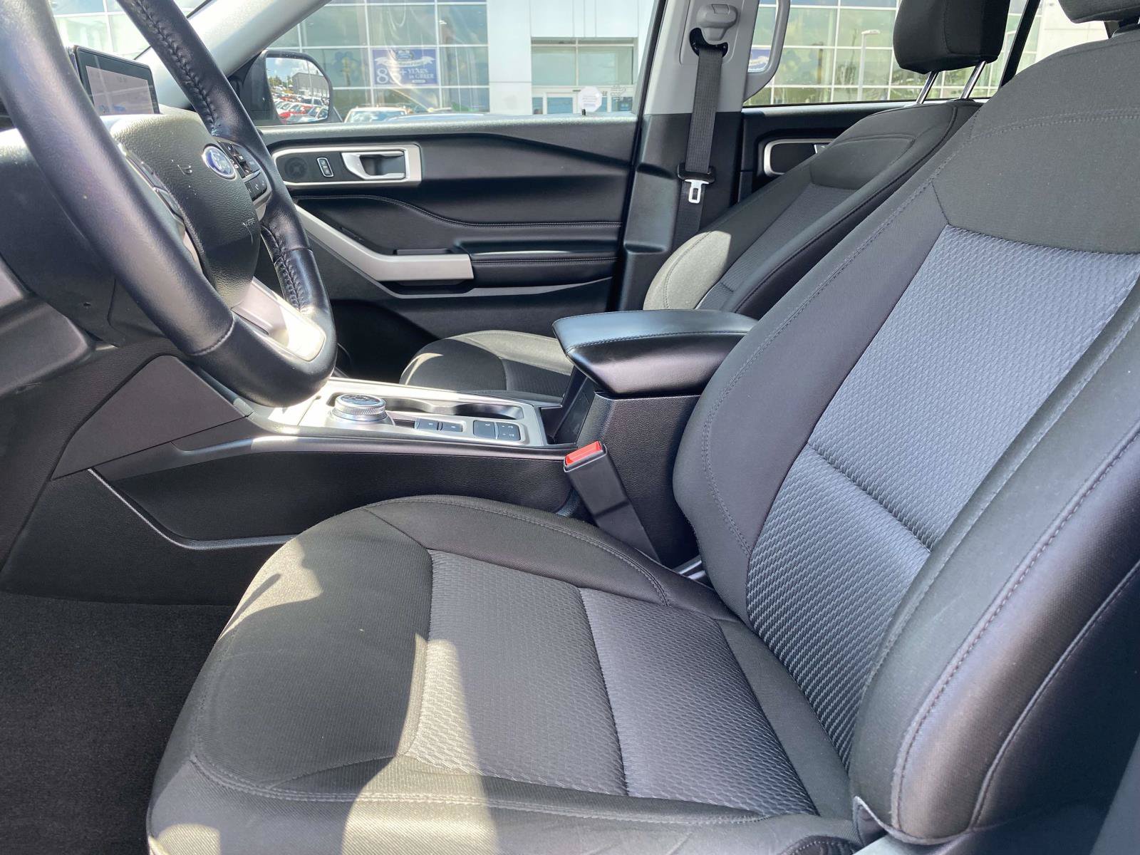 Certified 2023 Ford Explorer XLT RWD image 16