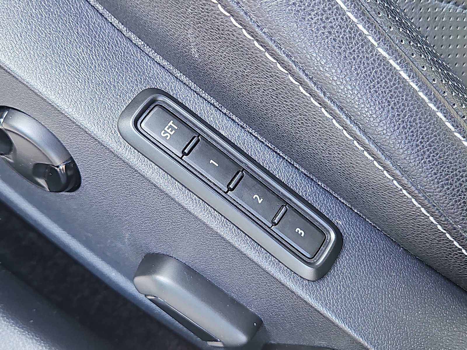 Used 2021 Volkswagen Jetta SEL Premium image 22