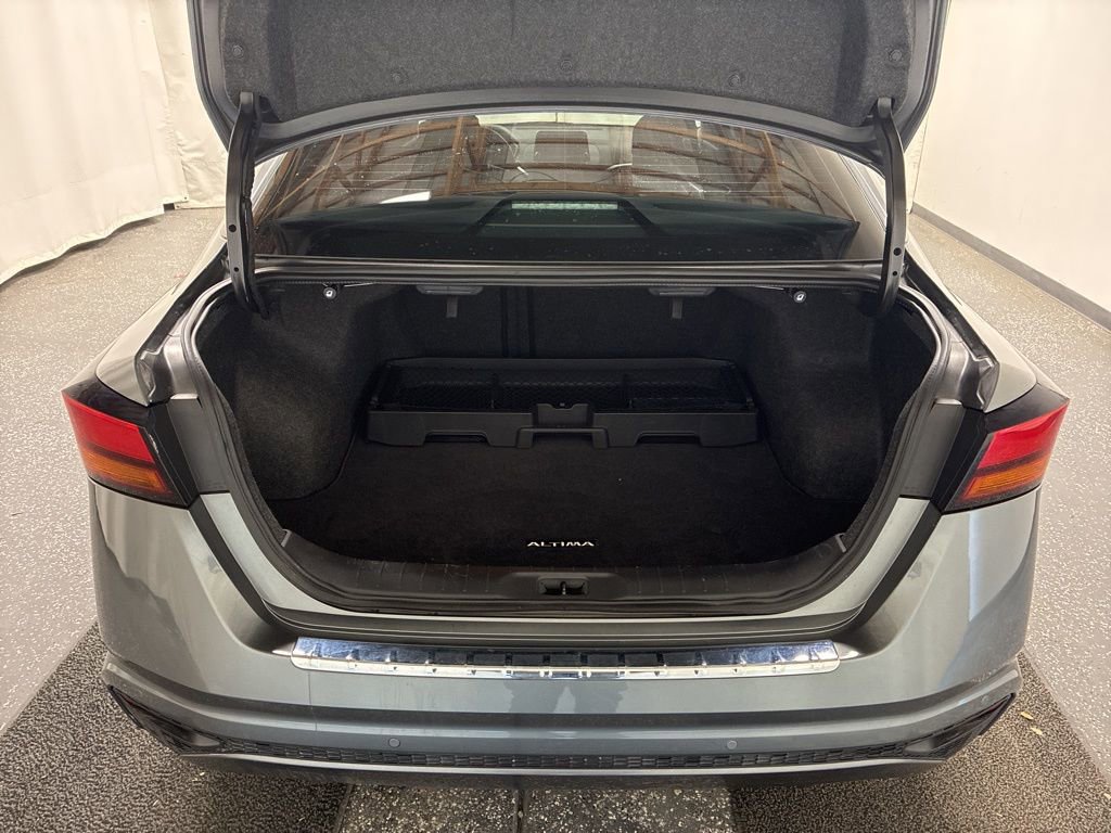 Used 2022 Nissan Altima 2.5 SV image 6