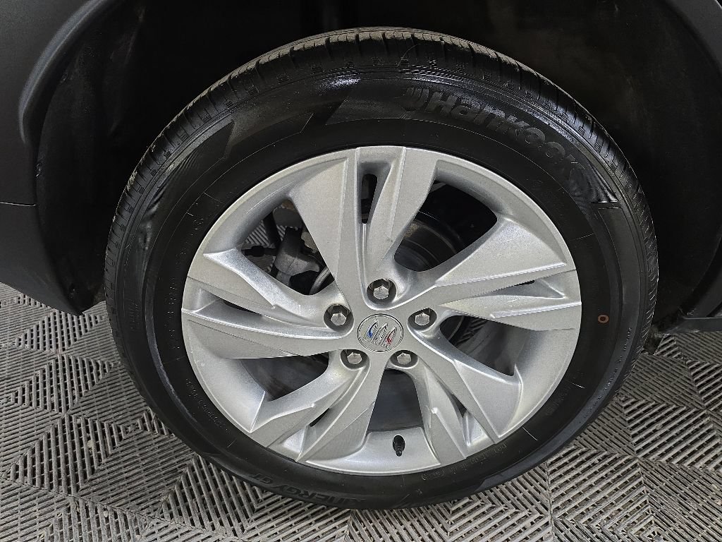 Used 2024 Buick Encore GX Preferred AWD/4WD image 13
