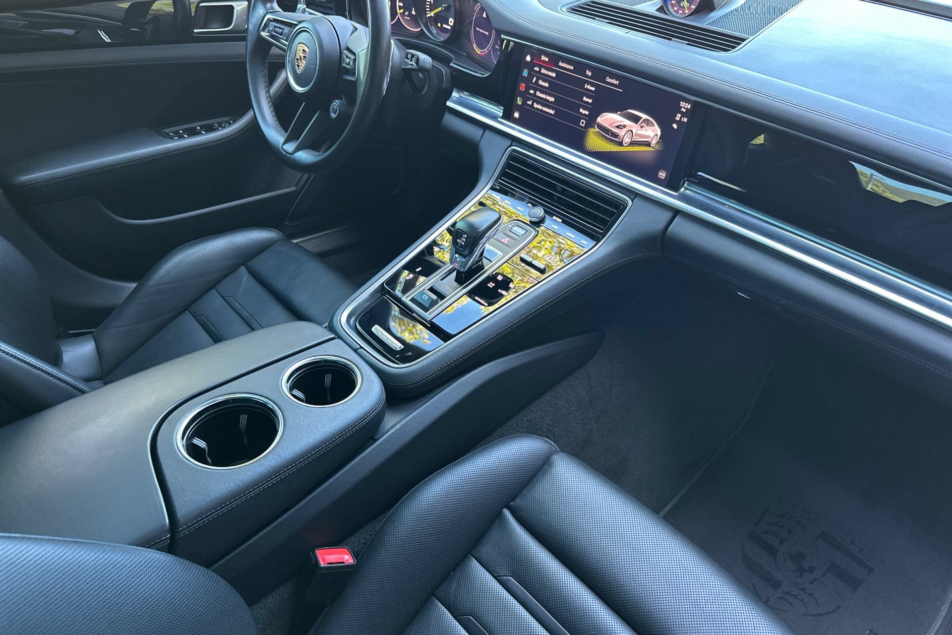 Certified 2022 Porsche Panamera 4S AWD/4WD image 17