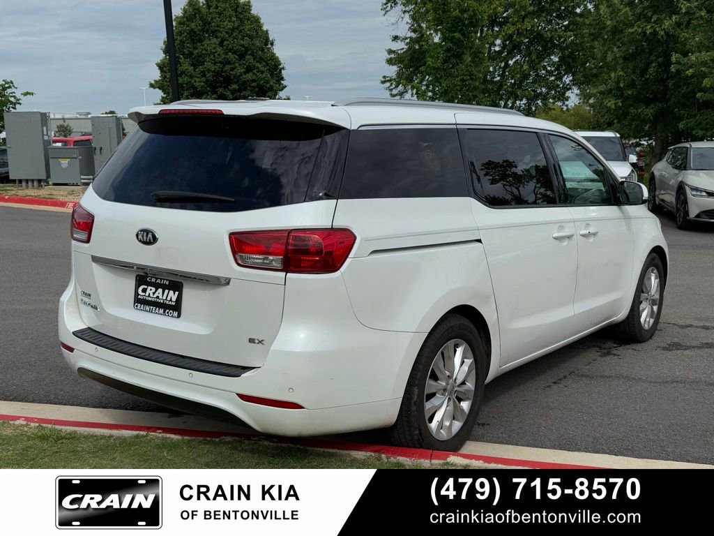 Used 2016 Kia Sedona EX FWD image 8