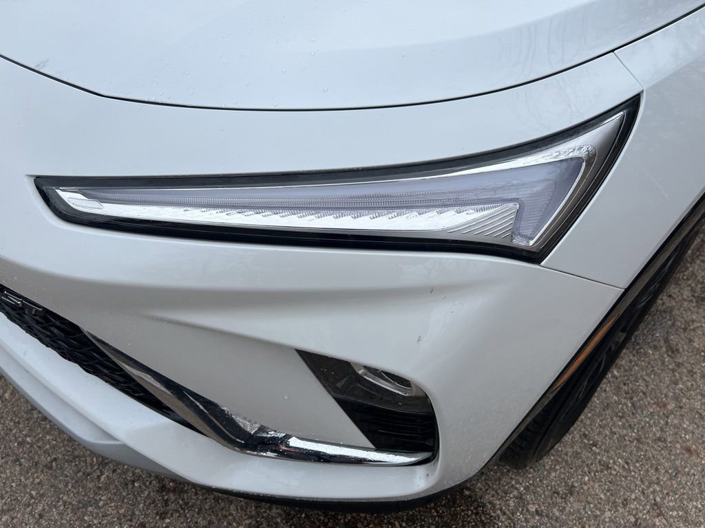 Certified 2024 Buick Envista Sport Touring w/ Convenience I Package image 12