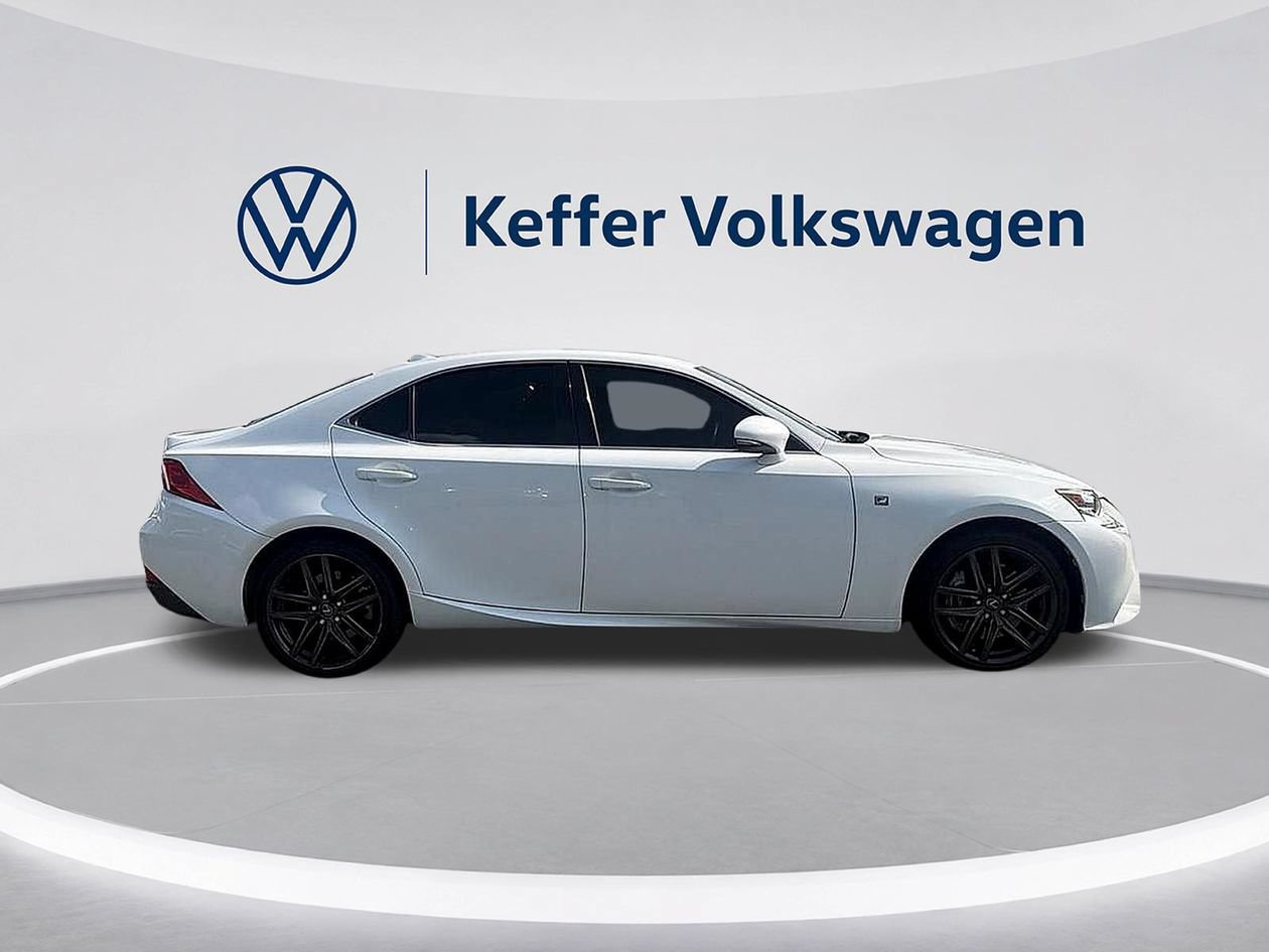 Used 2016 Lexus IS 350 RWD image 6