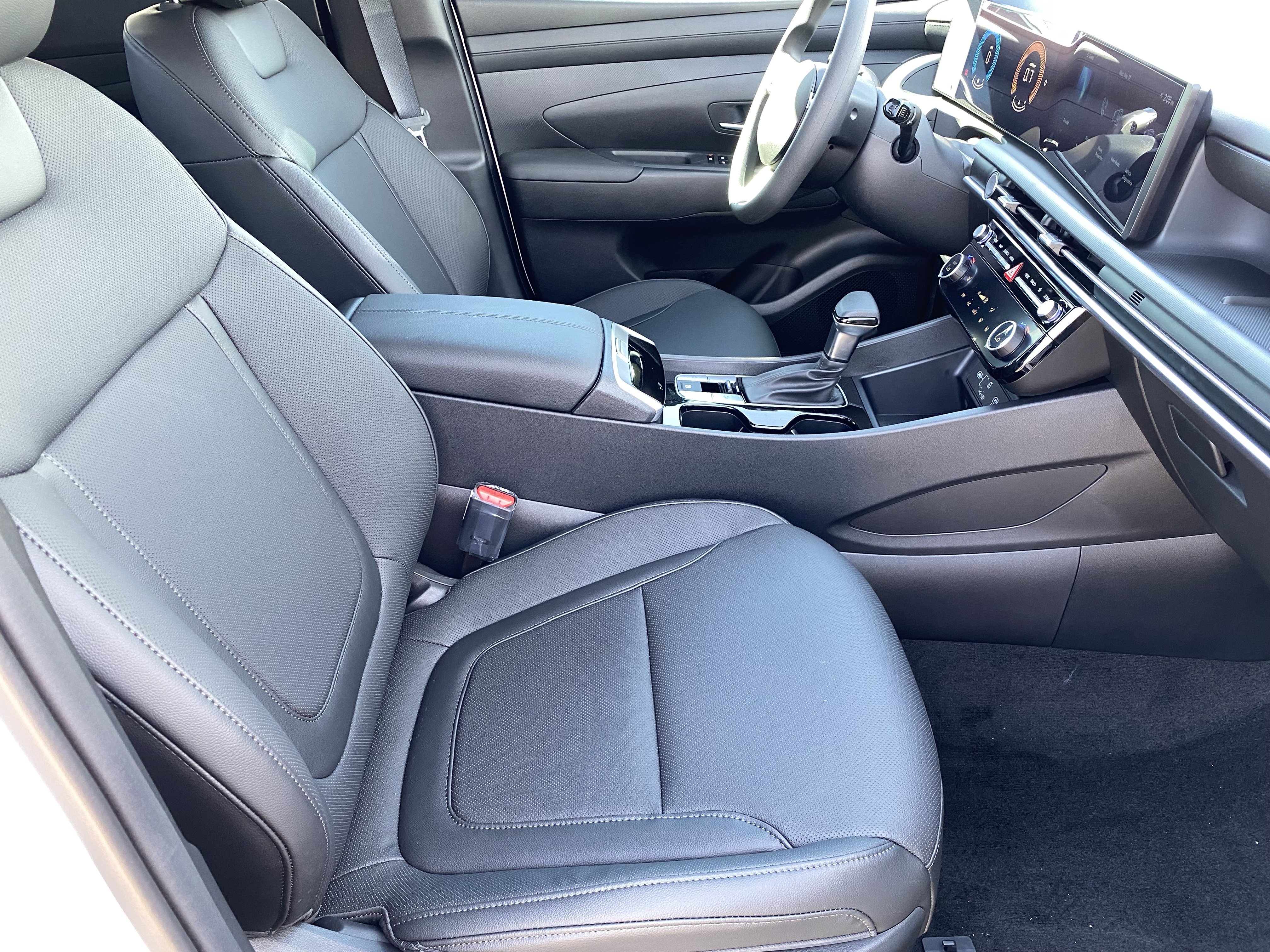 New 2026 Hyundai Santa Cruz SEL FWD image 11