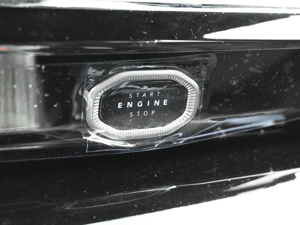 New 2026 Jeep Grand Cherokee Altitude RWD image 22