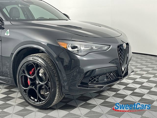 Used 2024 Alfa Romeo Stelvio Quadrifoglio w/ Active Assist Plus Package image 53