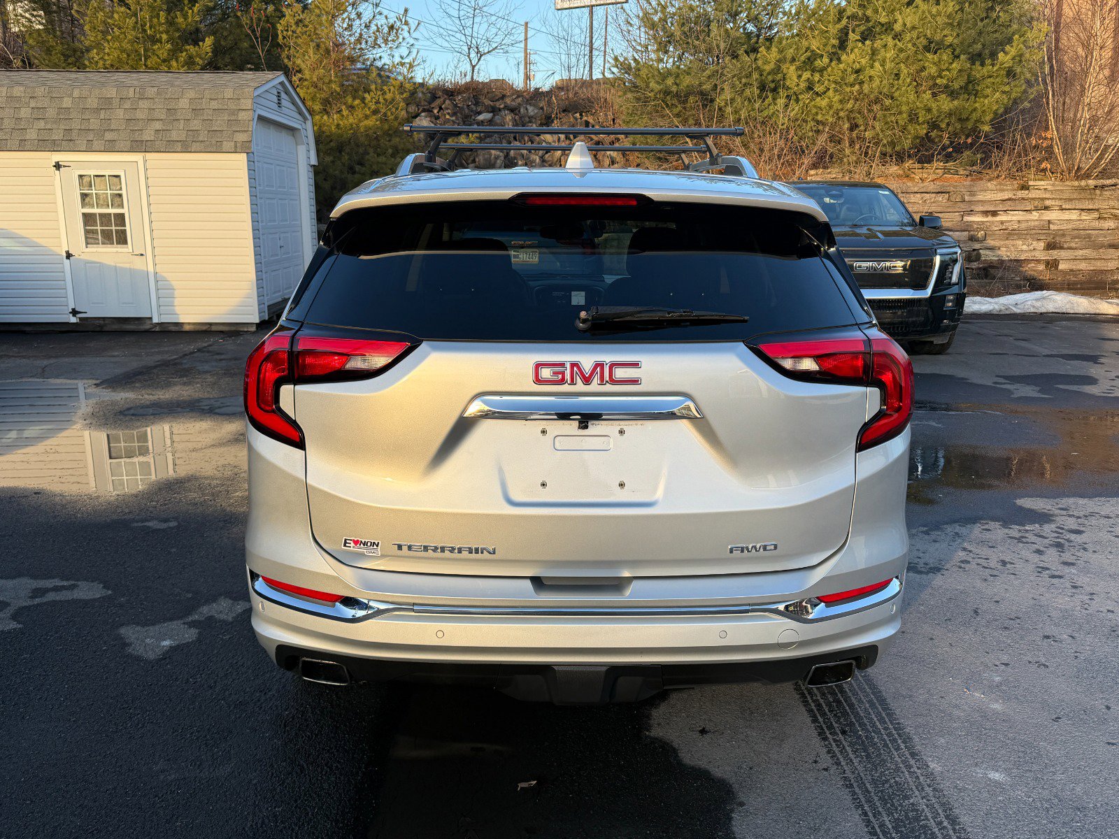 Used 2018 GMC Terrain Denali w/ LPO, 'HIT The Road' Package image 4
