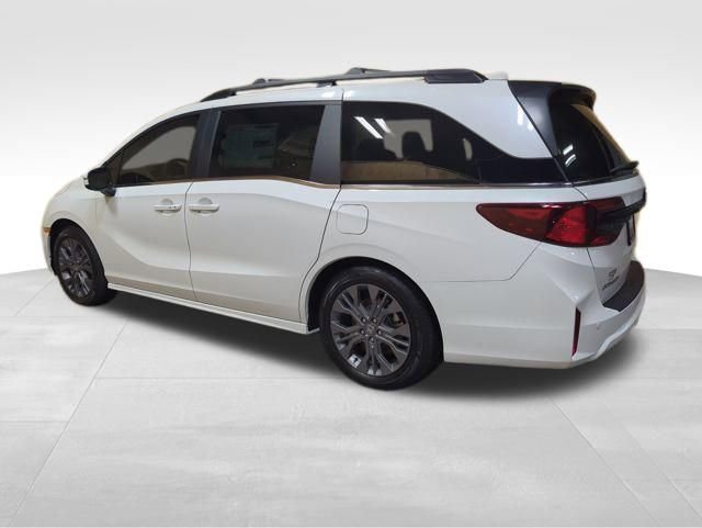 New 2026 Honda Odyssey Touring image 4