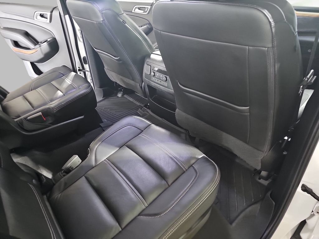 Used 2020 GMC Yukon Denali w/ Denali Ultimate Package AWD/4WD image 14