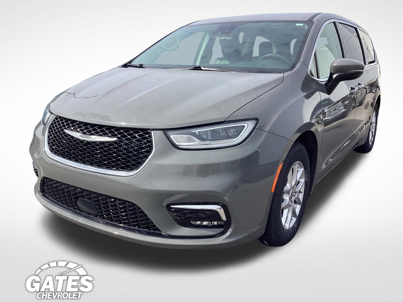 Used 2023 Chrysler Pacifica Touring-L FWD image 5