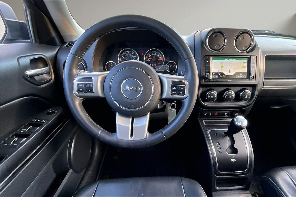 Used 2015 Jeep Patriot Limited w/ Sun/Sound Group AWD/4WD image 9