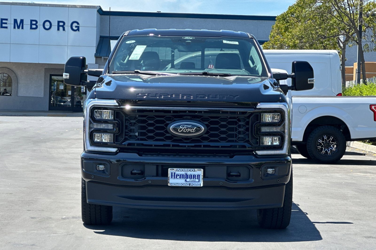 New 2025 Ford F250 Lariat w/ Lariat Ultimate Package image 9