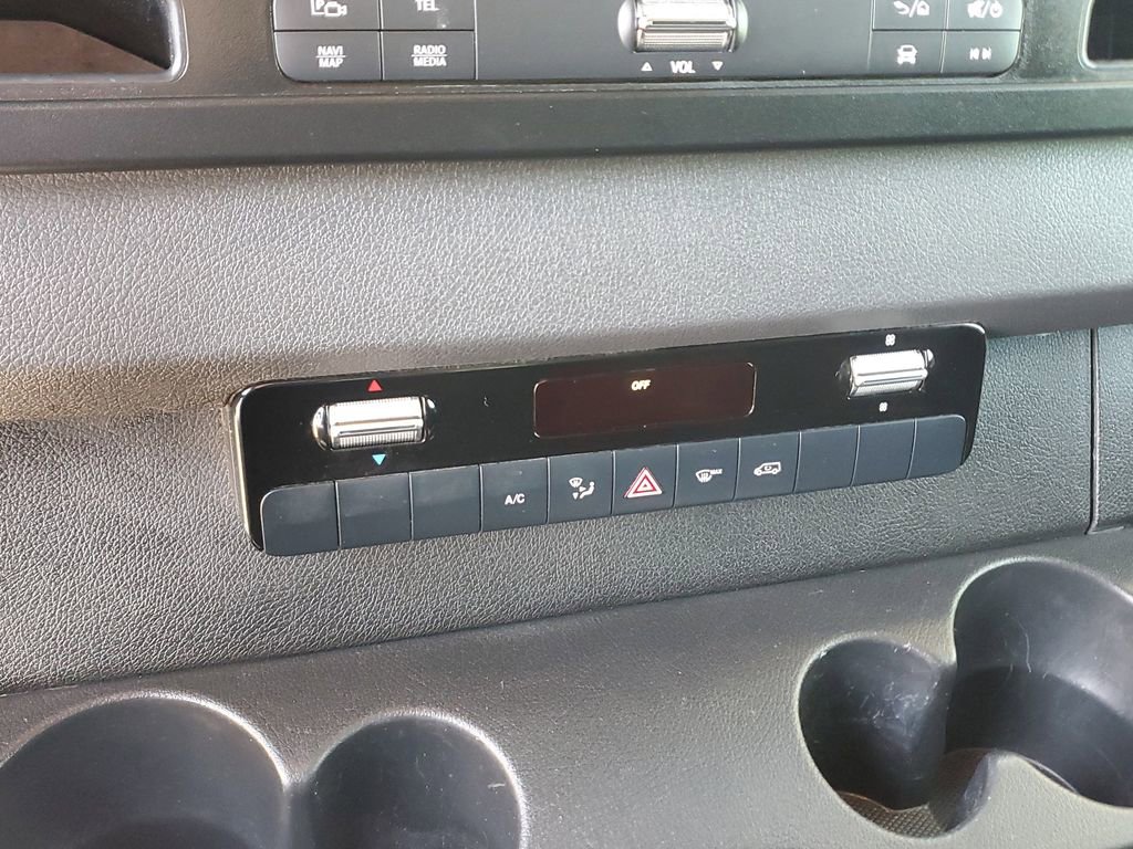 Used 2023 Mercedes-Benz Sprinter 2500 image 30
