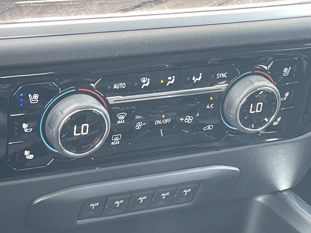 New 2026 Chevrolet Silverado 3500 LTZ w/ LTZ Plus Package AWD/4WD image 24