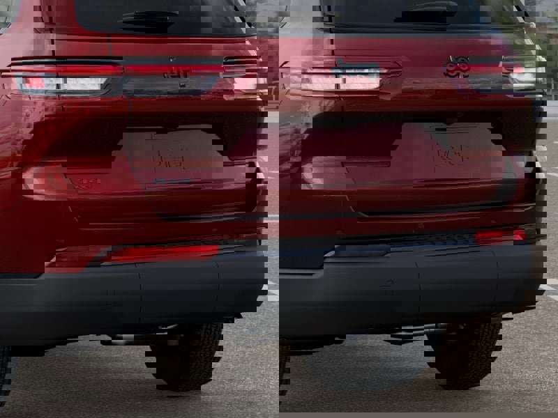 New 2025 Jeep Grand Cherokee L Altitude image 13