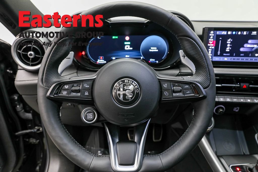 Used 2024 Alfa Romeo Tonale Veloce w/ Active Assist Package image 10