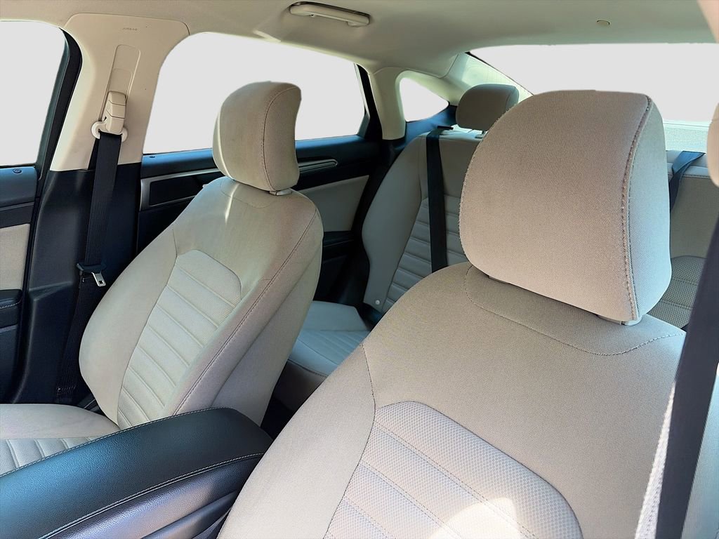 Used 2018 Ford Fusion S FWD image 20