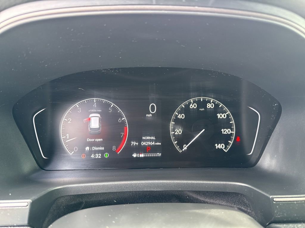 Used 2024 Honda Pilot TrailSport image 14