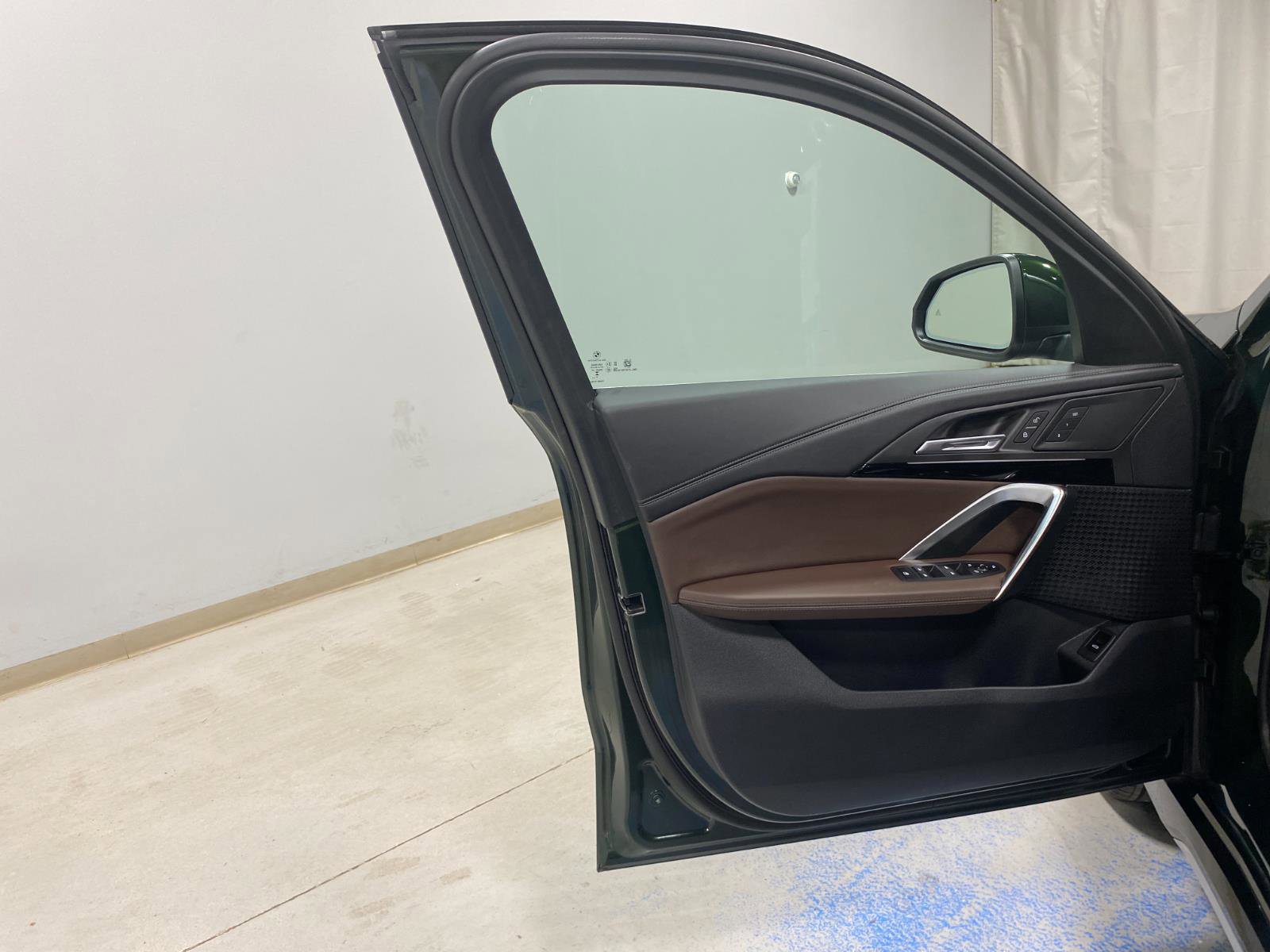 Certified 2025 BMW X1 xDrive28i w/ Technology Package image 19