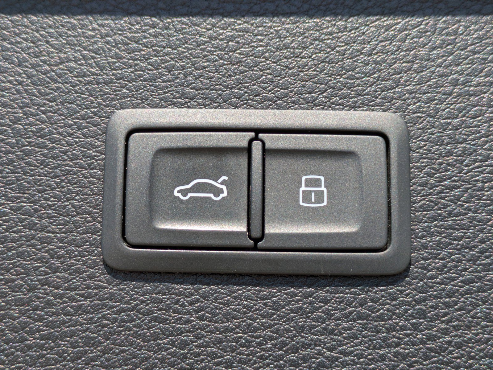 Used 2021 Audi SQ5 Premium Plus w/ Premium Plus Package image 10