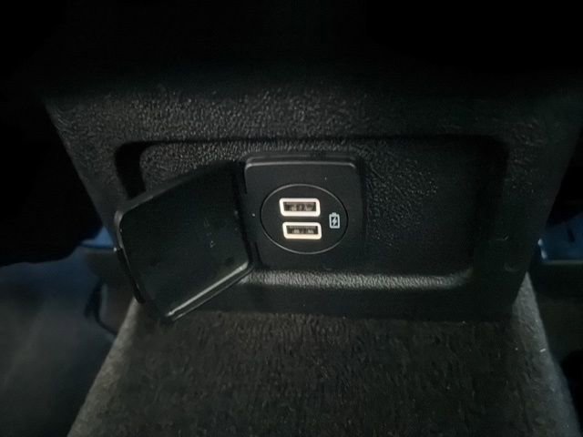 Used 2022 Lincoln Corsair Reserve w/ Elements Package image 18